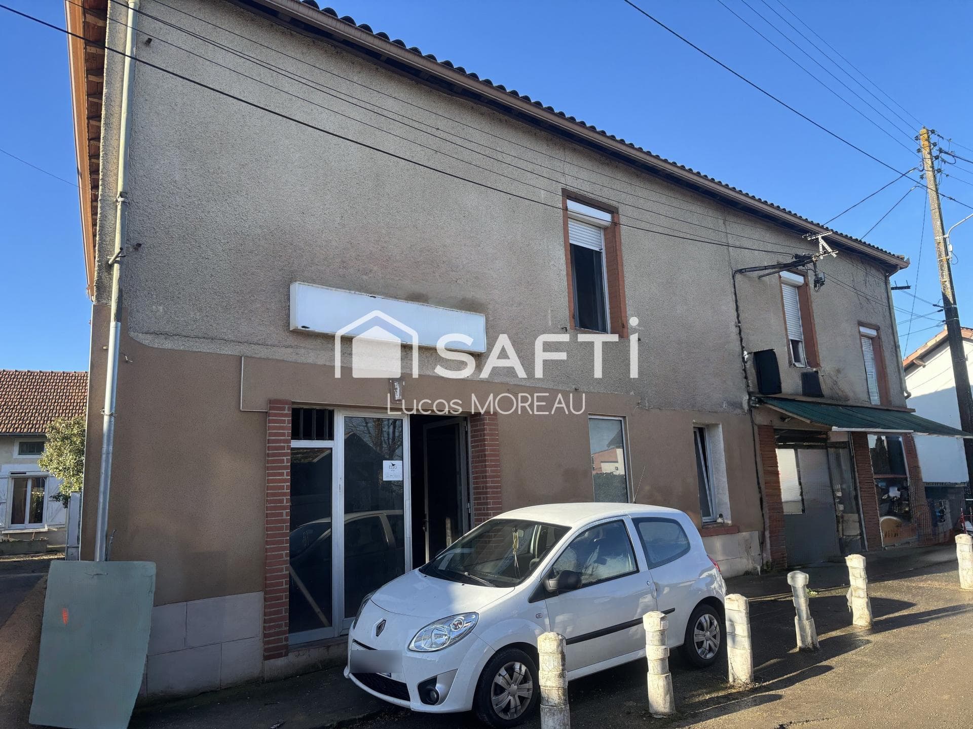 Immeuble de rapport de 2 locaux et un plateau R+1