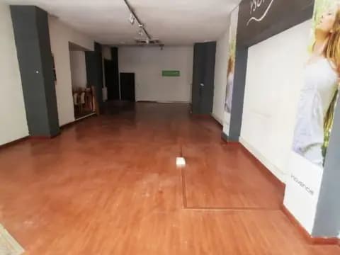 Local comercial en calle de Barcelona