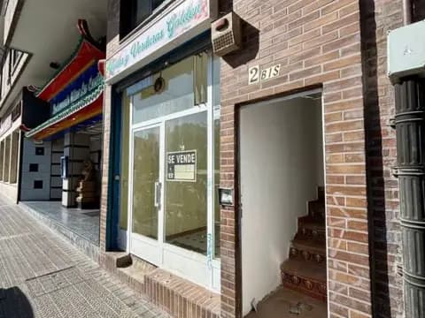 Local comercial en Plaza de la Casilla