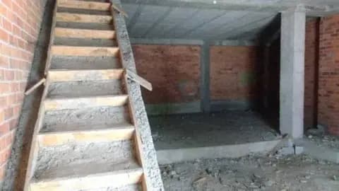 Local comercial en Campus Sur-Santa Marta