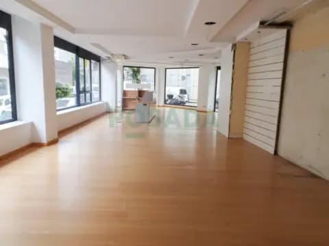 Local comercial en calle de Pizarro