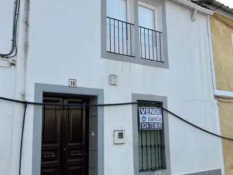 Casa en calle de Salvaleón