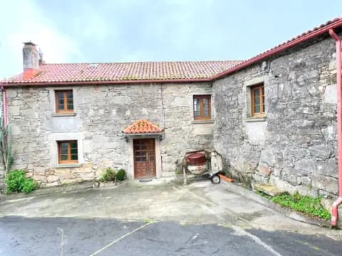 Chalet unifamiliar en calle As Virtudes