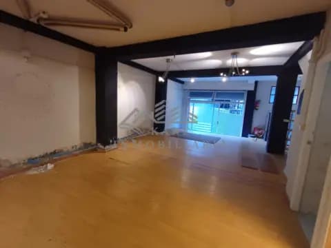 Local comercial en Pasadizo de Pernas, 17