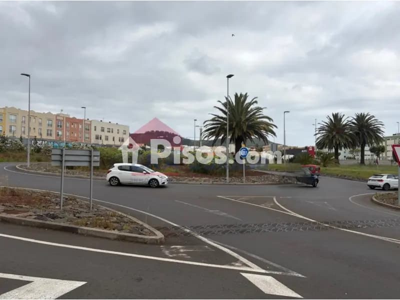 Local comercial en calle Eduardo Westerdahl