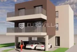 Osijek, Bosutsko naselje, četverosoban stan na 1. katu urbane vile, 83 m², Osijek, Flat
