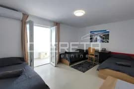 Prodaja, Stan, Voštarnica, Bana Jelačića, 2s, 78m2, Zadar, Flat