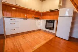 Veliko Polje! Prostran trosoban stan 90m²!, Zagreb, Flat