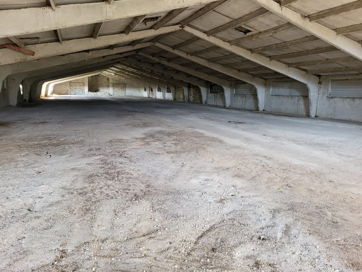 2500 m², depozit