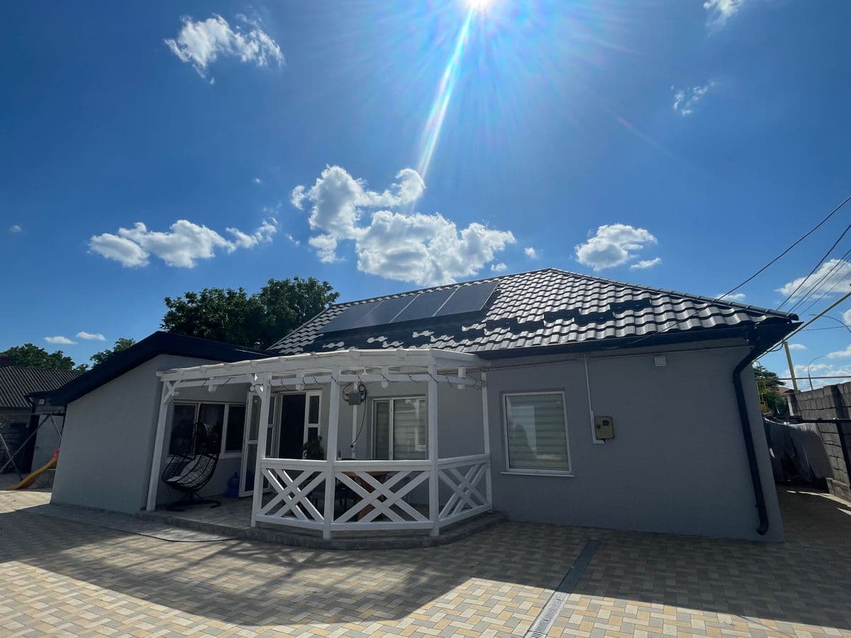 Casă 100 m² pe teren 6 ari