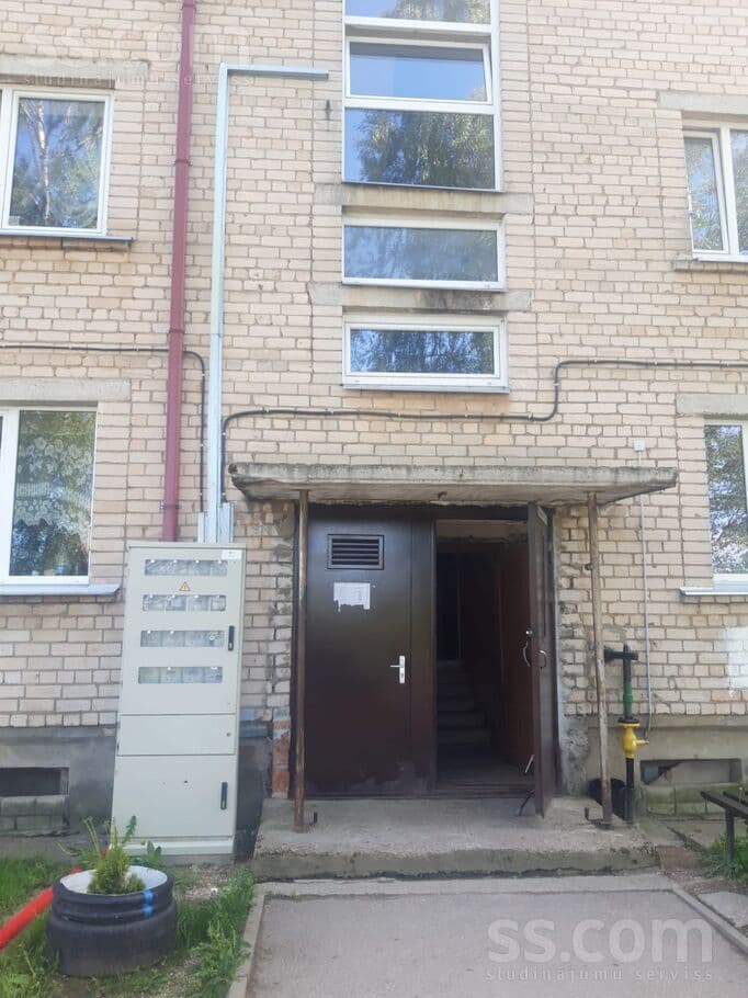 1 rooms, 13.0 m², Īpašnieks pārdod vienistabas dzīvokli Jēkabpilī. Saulains, pilsē, Jēkabpils