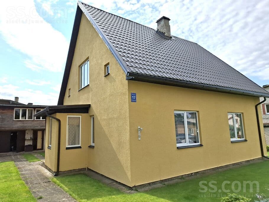 2 rooms, 114.0 m², Pārdod māju Valmierā, populārākajā privātmāju rajonā - Burkānciemā. Brīn, Valmiera