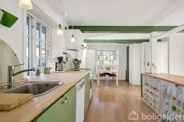 HALD - 245 M2 - MULILGHED FOR MANGE SOVERUM - STOR GRUND