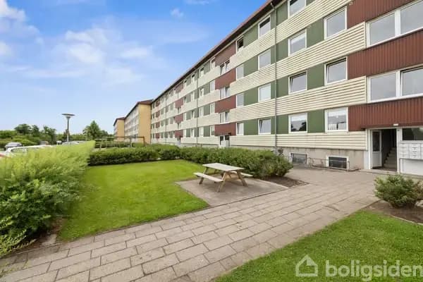 Billig vedligeholdt lejlighed
