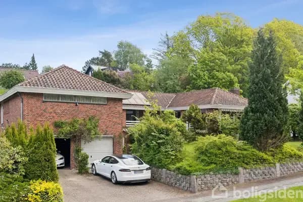 Eksklusiv murermestervilla i Skåde Bakker