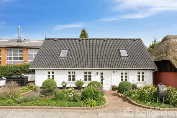 Hyggelig og velholdt hus i Sdr. Stenderup nær flot natur