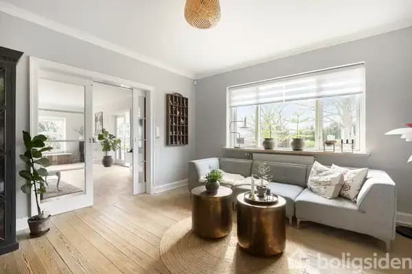 Stor murmester villa med plads til hele familien