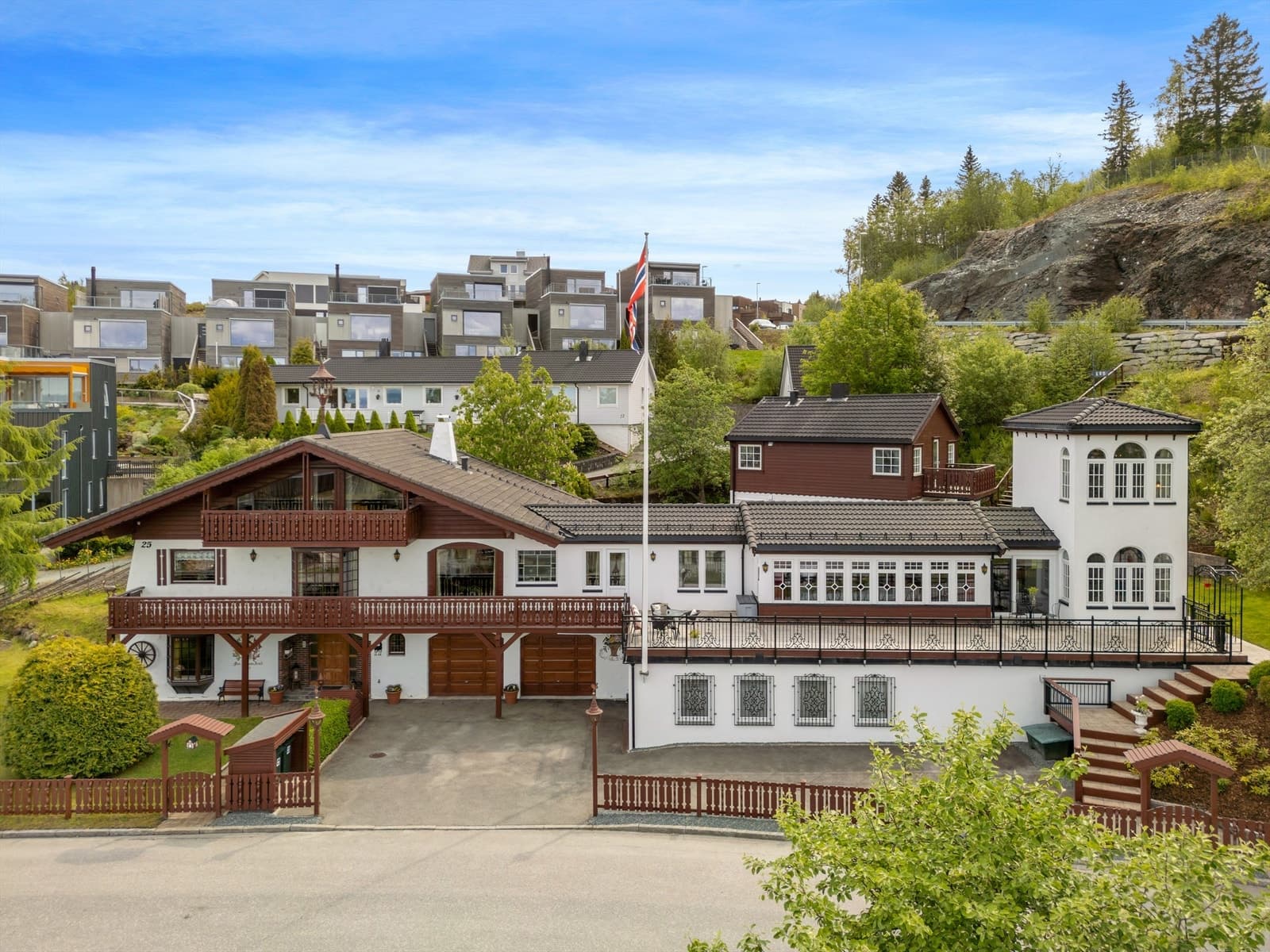 Krogsveen Trondheim Jakobsli - Enebolig med store bruksmuligheter