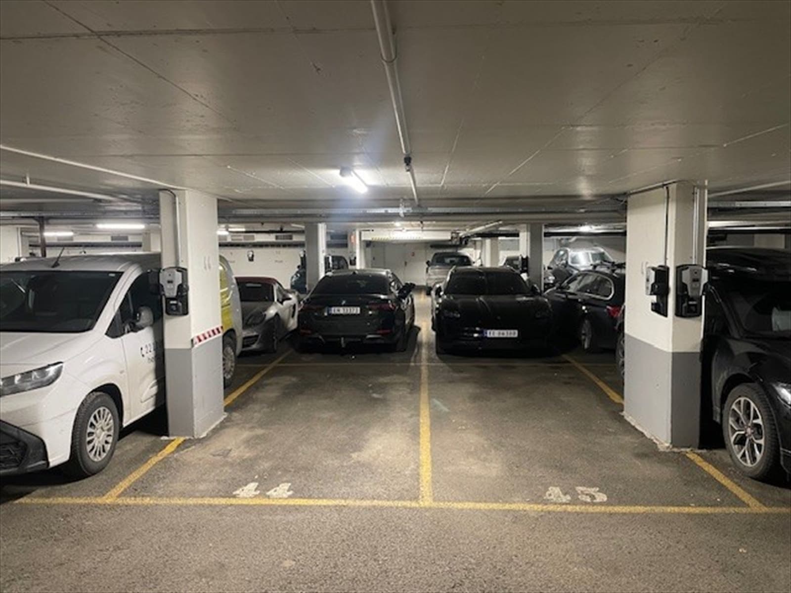 Krogsveen Majorstuen og Oslo Vest Garasjeplass i Frogner atrium - Garasjeplass i Frogner atrium