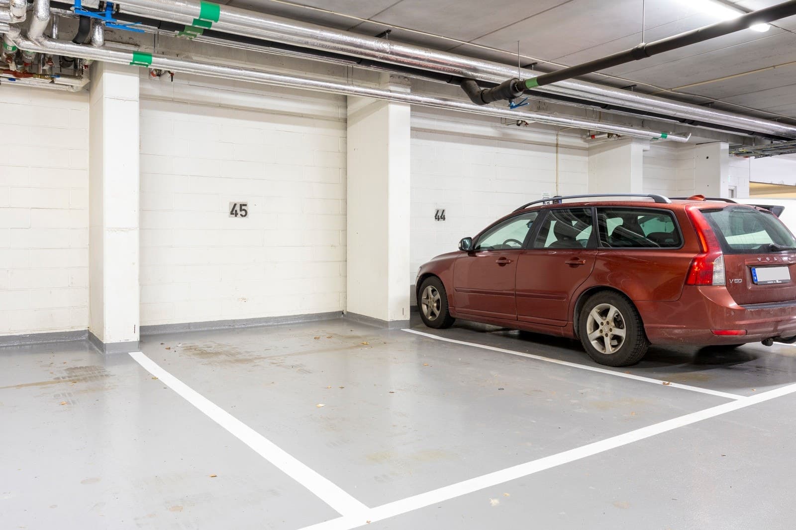 &Partners Carl Berner Grønland / Sentrum / Bjørvika - Parkeringsplass i et moderne, oppvarmet garasjeanlegg med sentral beliggenhet | Infrastruktur til