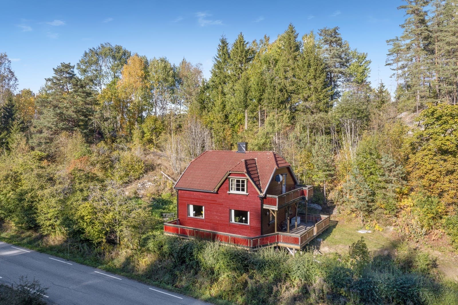 EiendomsMegler 1 Sarpsborg Varteig - Landlig beliggenhet - Stor tomt Varteigveien 943, Varteig 173 m² 2 950 000 kr Totalpris: 3 033 920 kr ∙ Selveier ∙