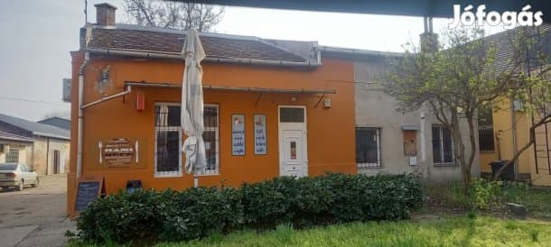IV. Kerület, Váci út, 110 m2-es, egyéb üzlethelyiség, átlagos állapotú