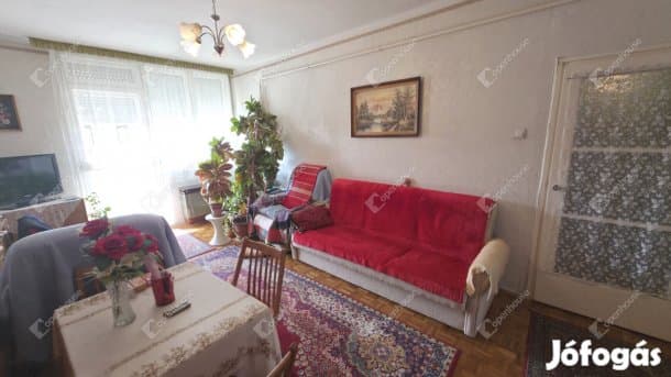Részpanorámás 4. emeleti 2 szobás lakás a Fazola Henrik utcában eladó