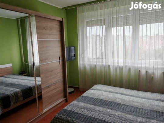 Székesfehérvár, Sziget utcai 2.5 szobás lakás eladó