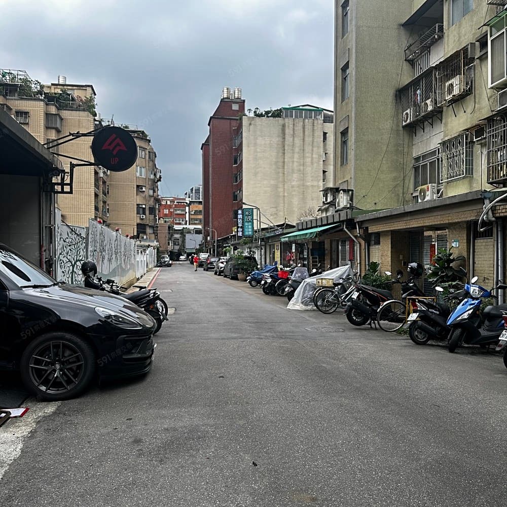 台視八德路大三房有裝潢華廈