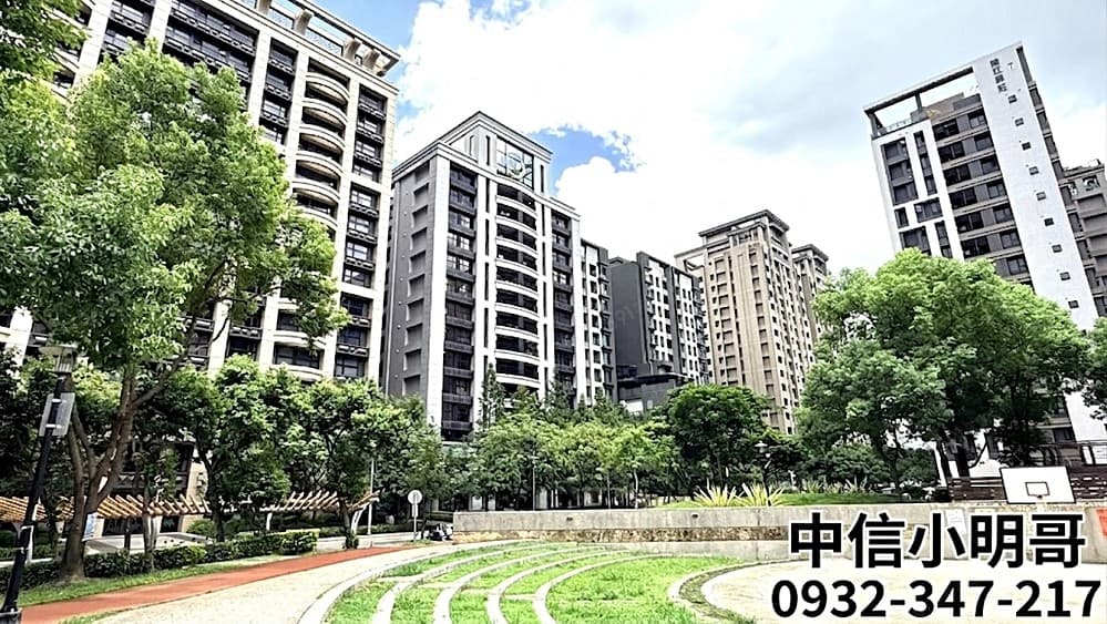 ✨《專任委託》福美公園第一排、W春城美美3房車、很少人賣!
