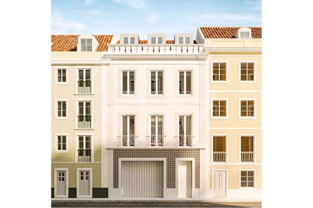 Prédio com projeto aprovado para moradia T5 em Campo de Ourique