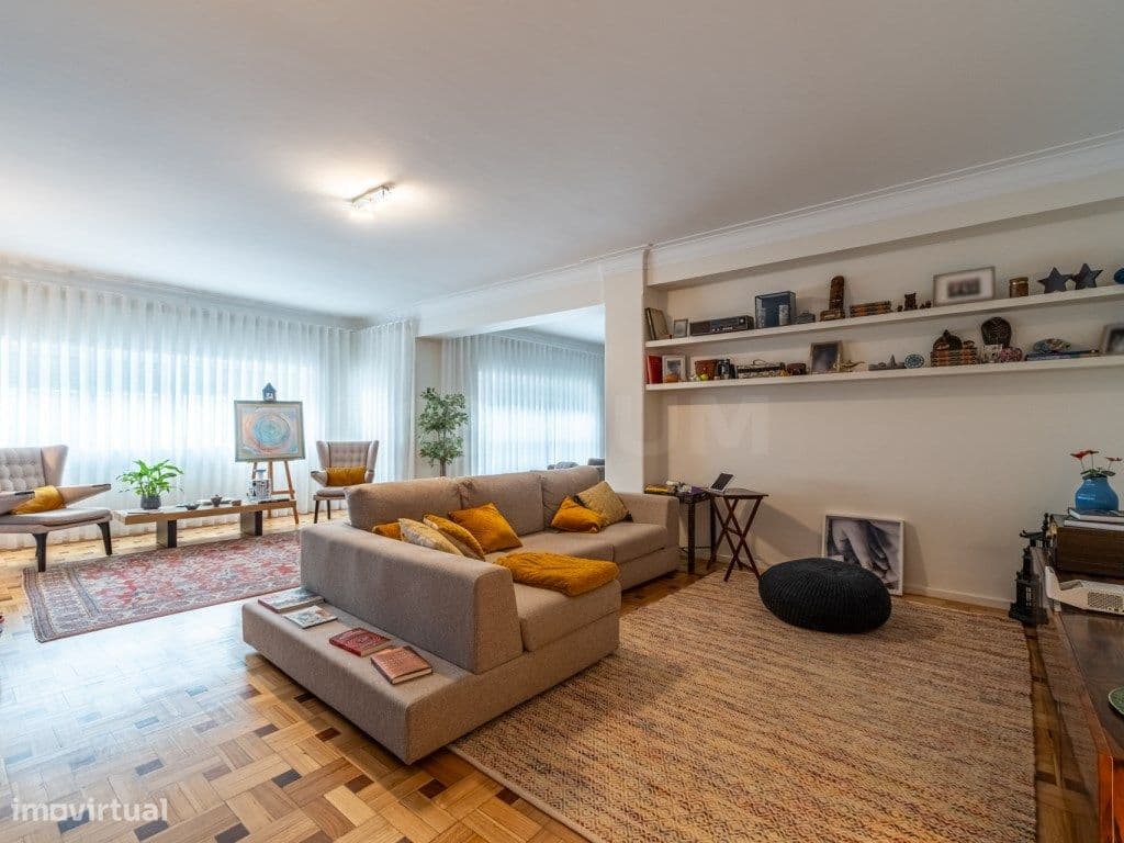 Apartamento T5 no coração do Porto - Campo Alegre