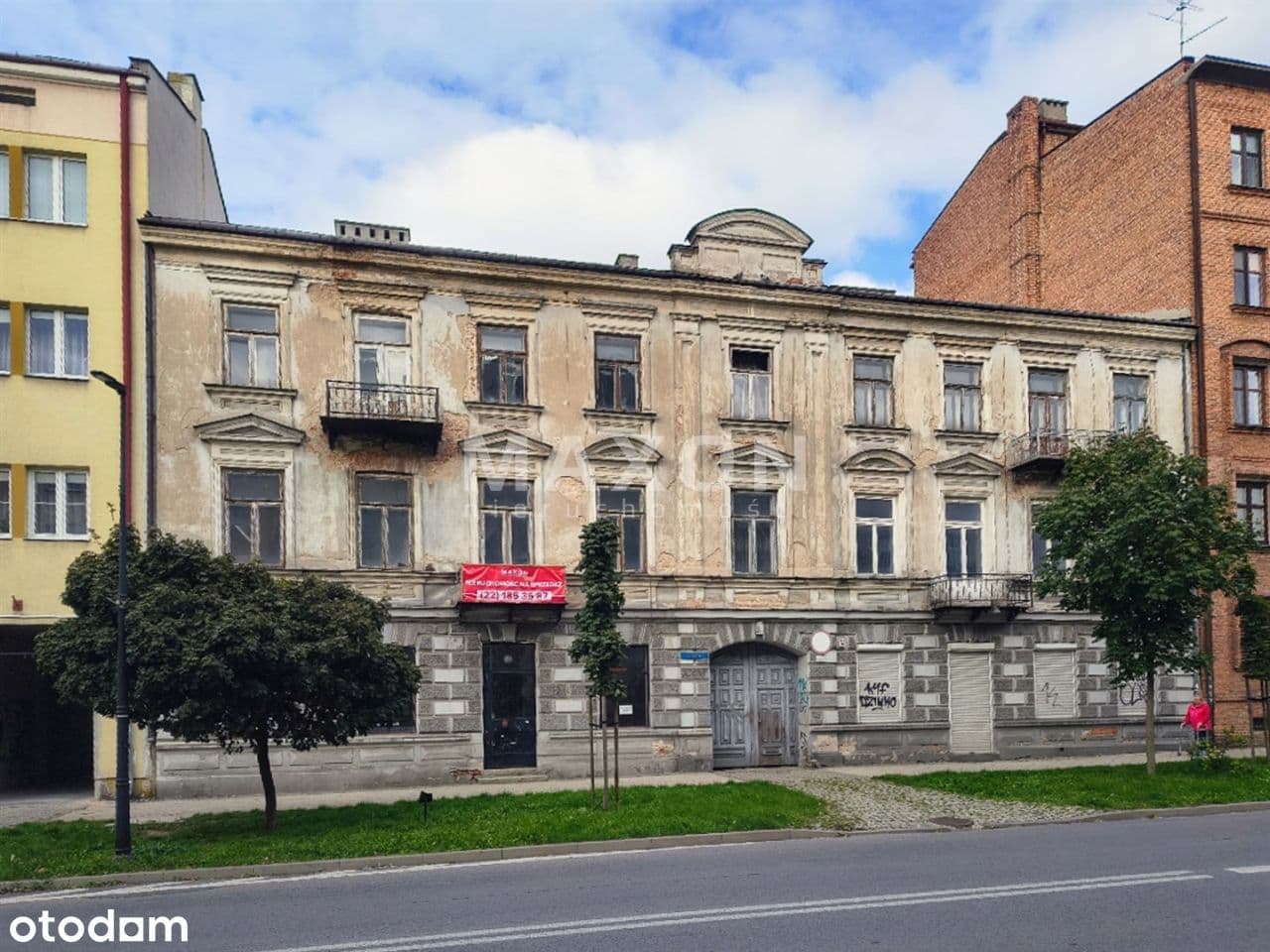 Działka z dwoma kamienicami w centrum Radomia