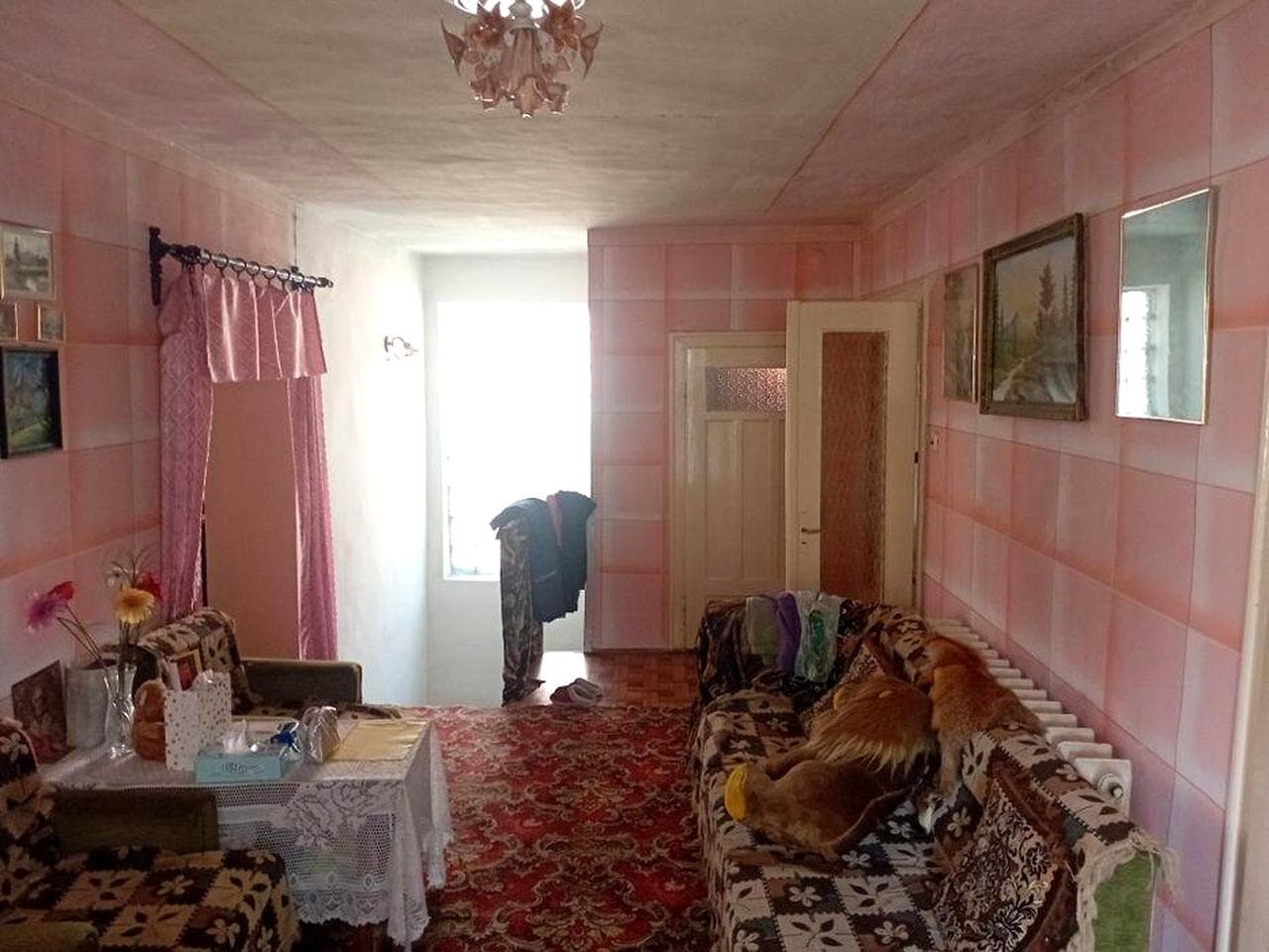 Будинок в тихому районі міста Берегове, зручна локація