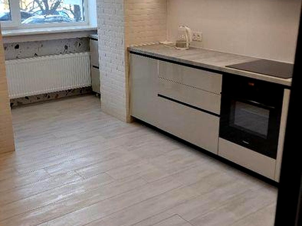 Продам трикімнатну квартиру