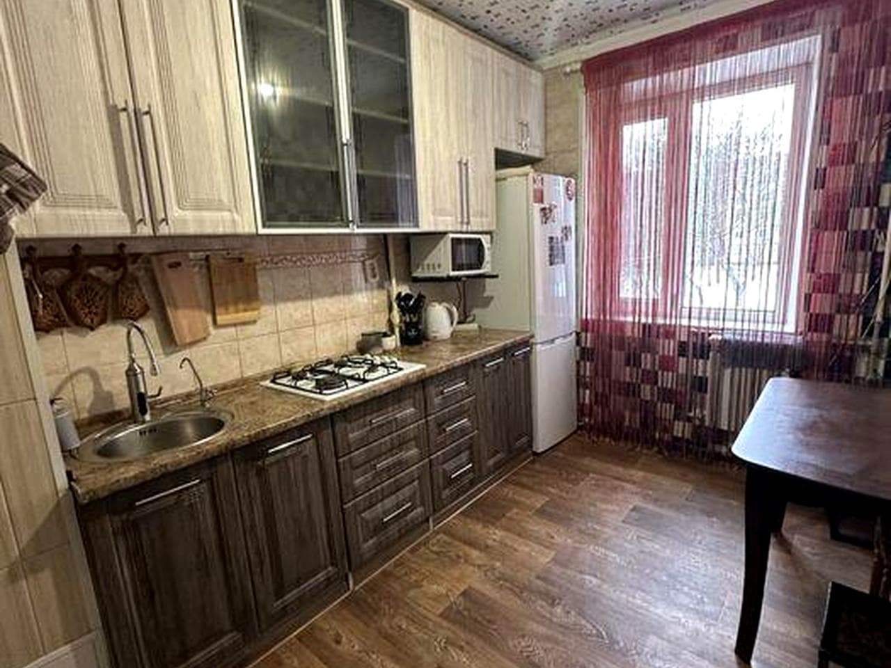 Продам 3-х кімнатну квартиру у м. Лозова