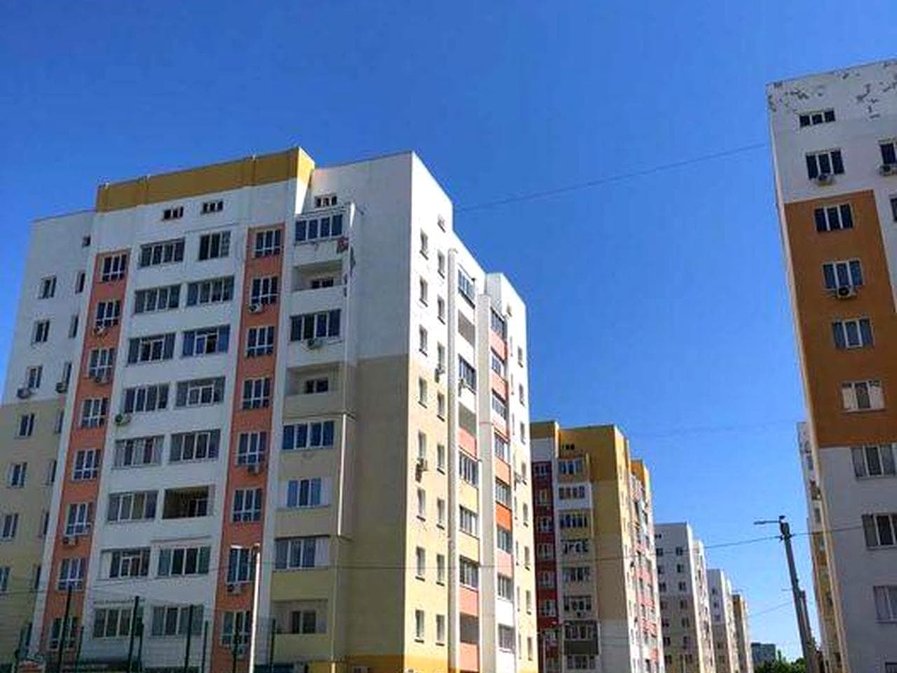 45000 ЖК Мира 2 СВЕЧКА До-Ки Продам 2 комнатную квартиру S-69 кв.мAS ЖК Мира 2