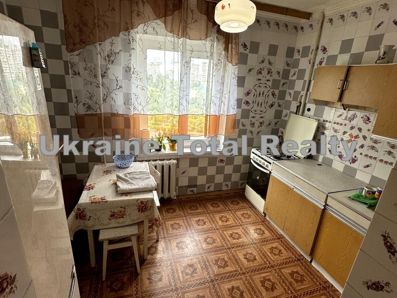 Архітектора Вербицького вул., 24