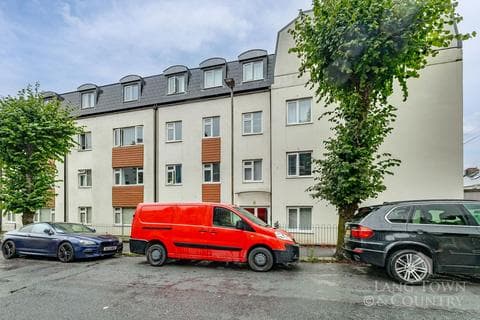 Flat - Victoria Place, Plymouth PL2