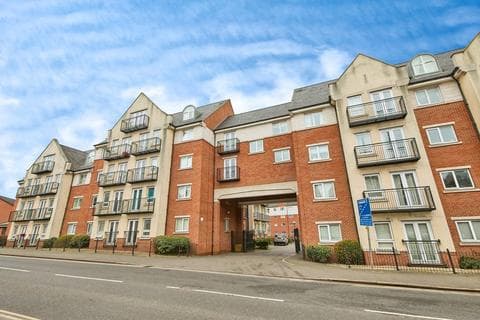 Flat - Uttoxeter New Road, Derby, Derbyshire, DE22