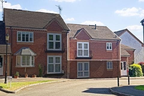 Flat - Long Street, Kingswood Court Long Street, LE18