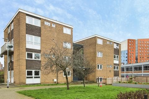 Maisonette - Marlborough Grange, Leeds, LS1