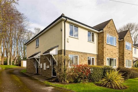 Apartment - The Fairway, Leeds LS17