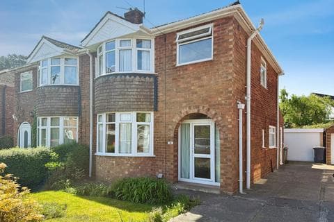 Semi-detached house - Park Avenue, Lincoln LN6