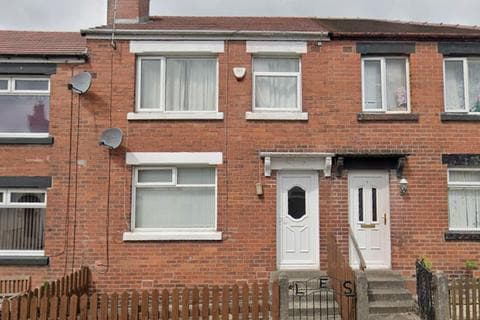 Terraced house - Essex Street, Horwich, BL6
