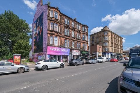 2 bedroom flat for sale