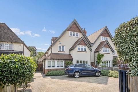 5 bedroom townhouse for sale