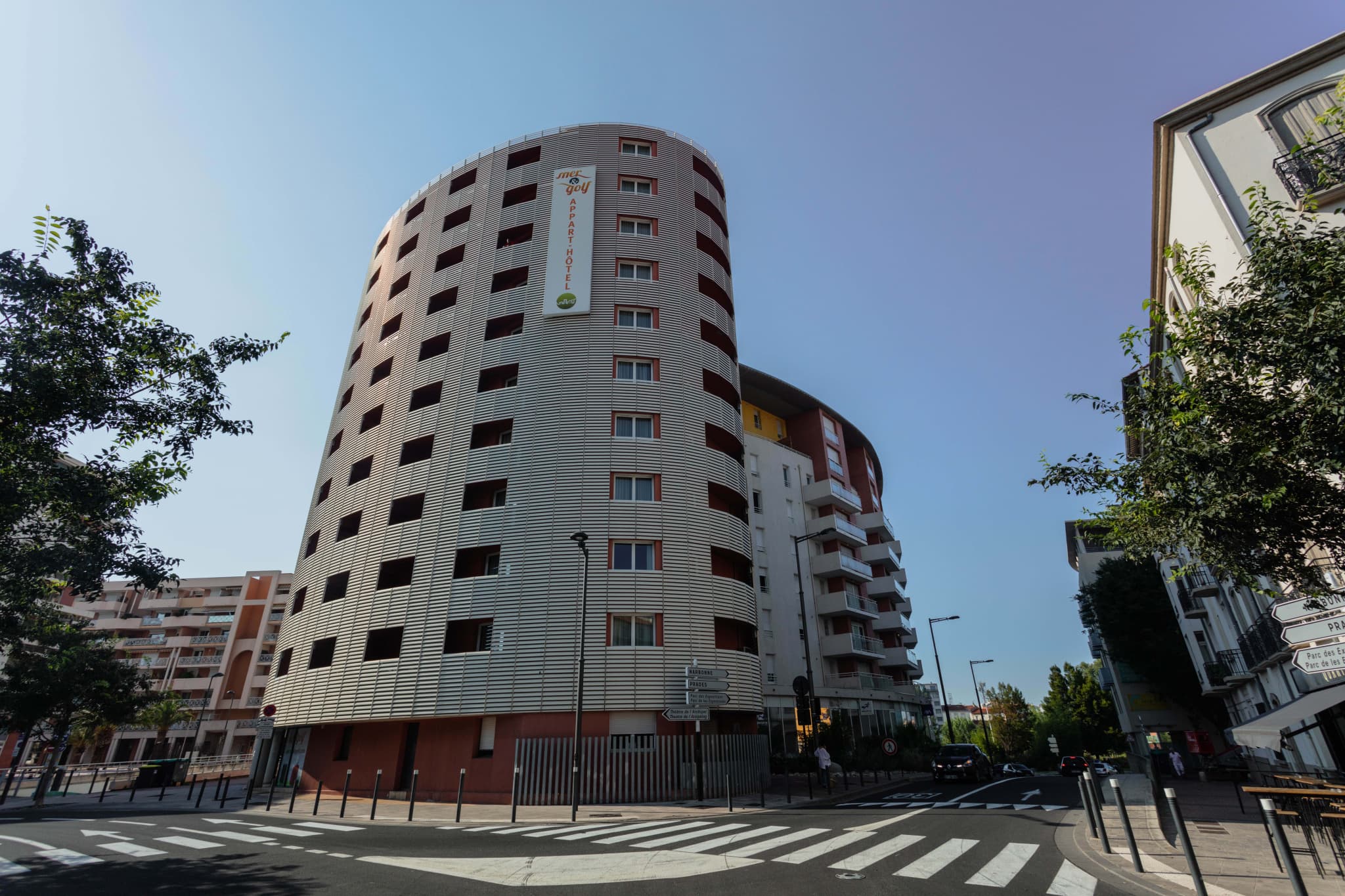 STUDIO + PARKING - ESPACE MEDITERRANEE - IDEAL INVESTISSEUR
