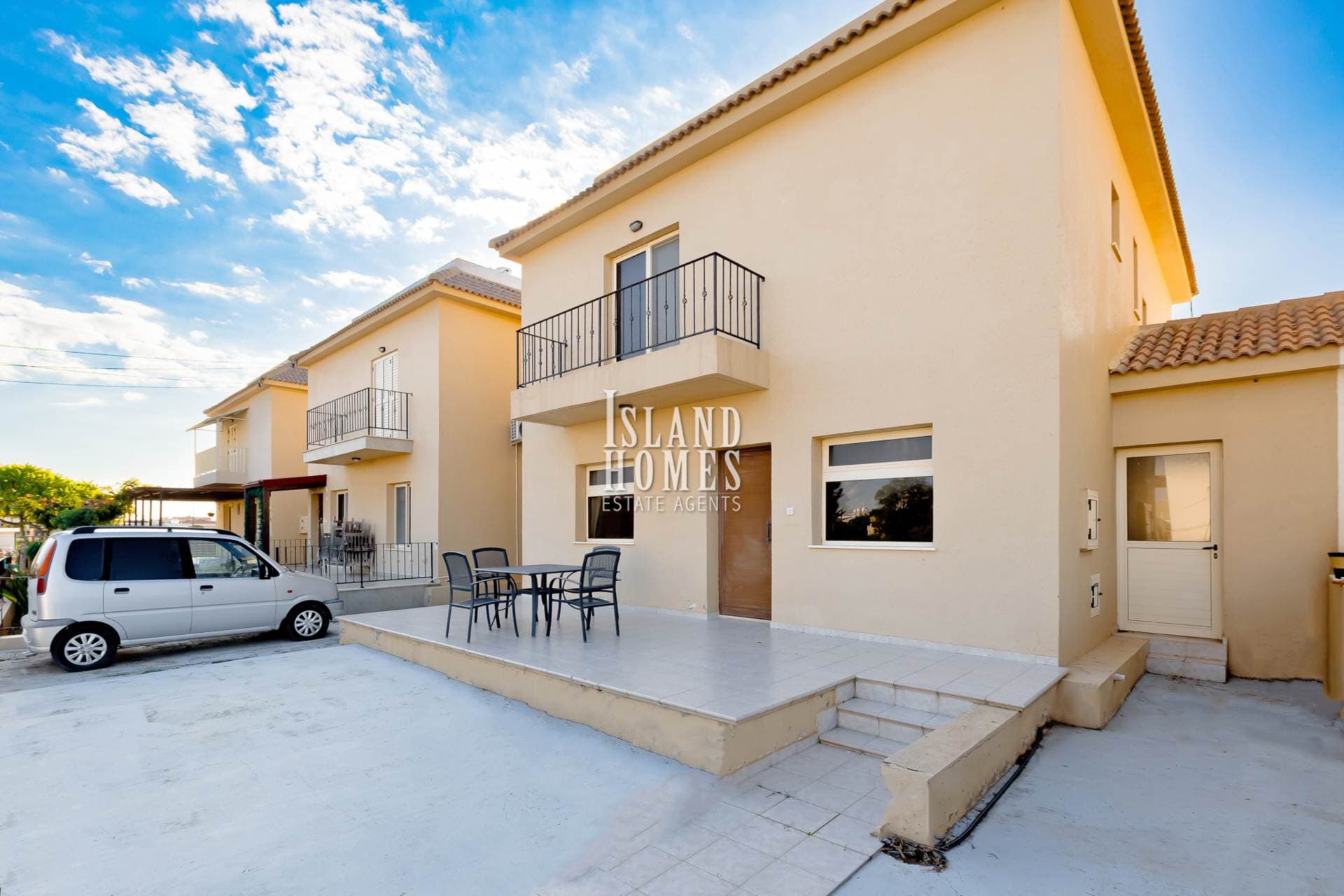 3 bedroom, 2 bathroom, 1 WC spacious detached villa with TITLE DEEDS, ideally located in popular village of Deryneia FAG103