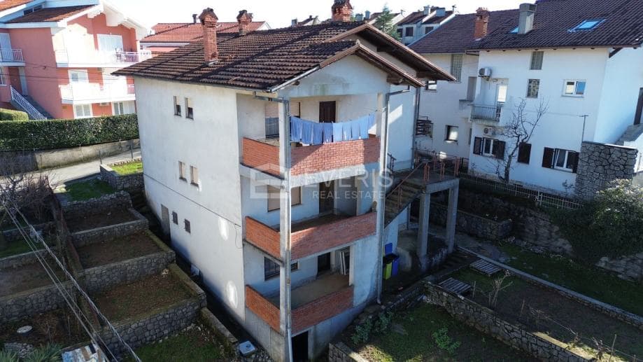Rijeka, Srdoči, kuća, 380 m2, 4 stambene jedinice